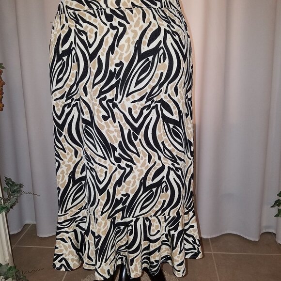 Jaclyn Smith zebra print skirt large - Picture 2 of 3